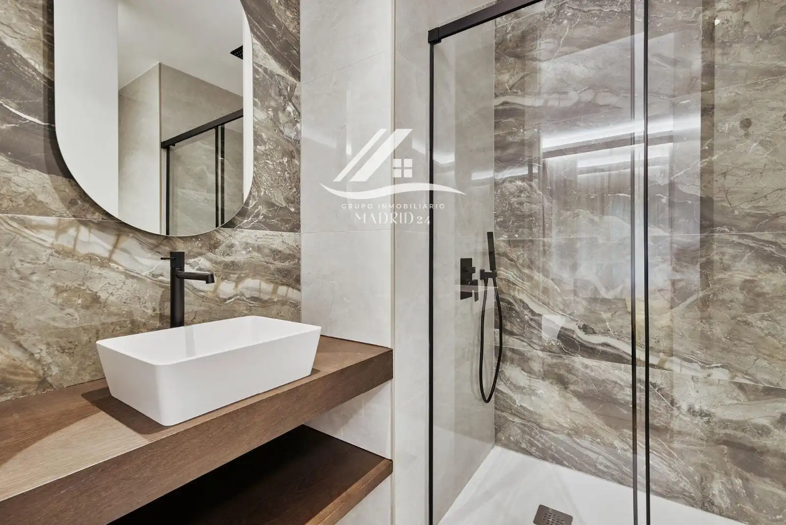 Flat with lift for sale in Calle del Duque de Sesto, imagen 31