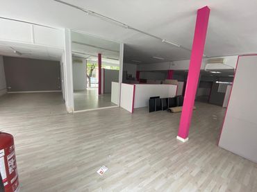 Local comercial en venda a Llevant