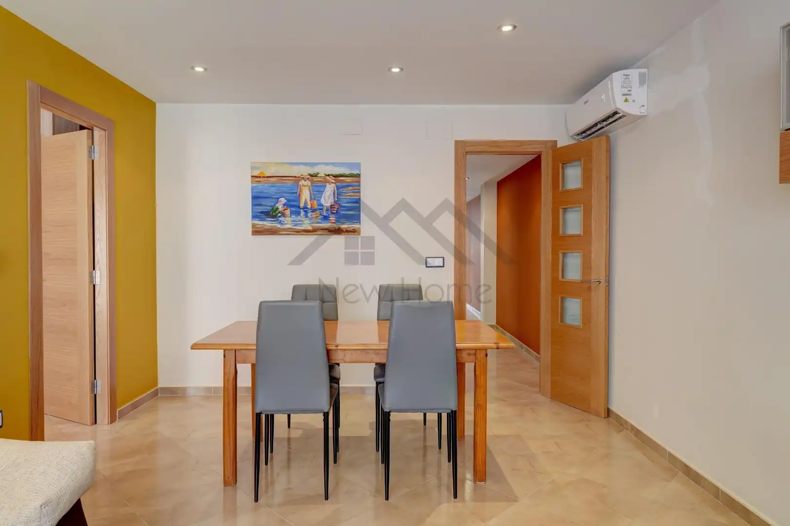 Dining room of Flat for sale in La Pobla de Vallbona  with Air Conditioner, Heating and Balcony