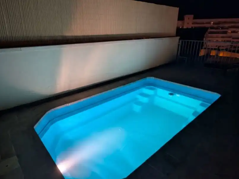 Piscina de Àtic en venda en Roquetas de Mar amb Aire condicionat, Terrassa i Piscina