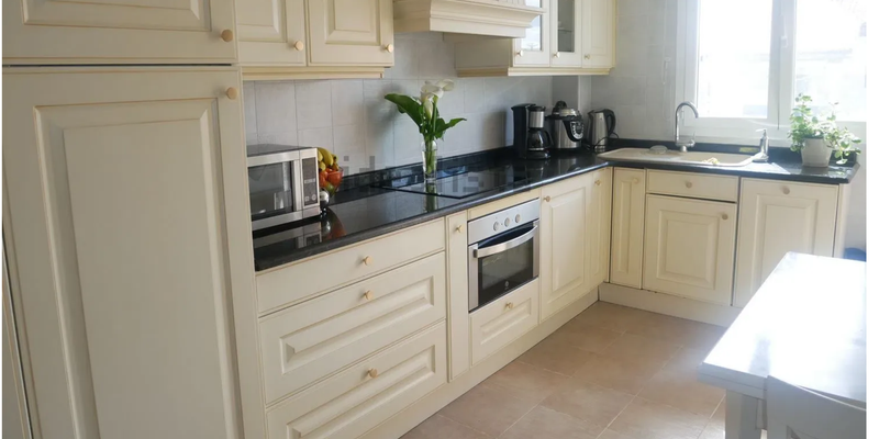 Cocina de Casa adosada en venta en Briviesca con Jardín privado y Amueblado