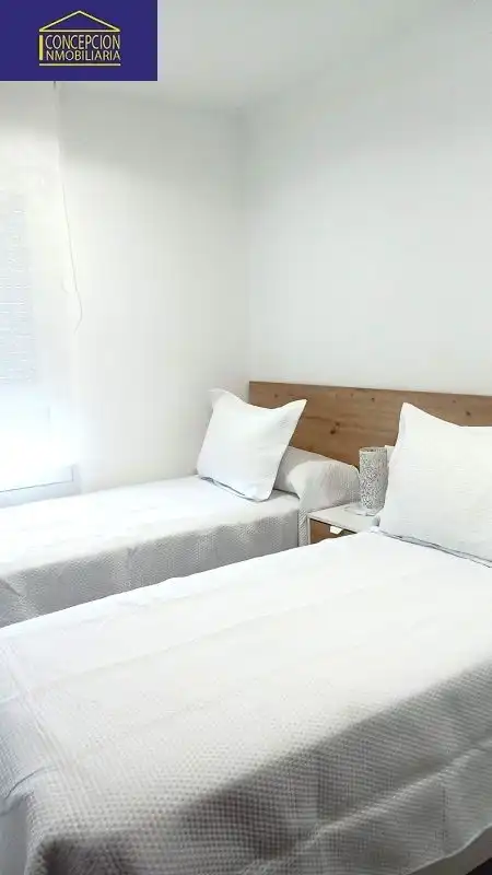 Habitación de Apartamento de alquiler en Córdoba con Aire acondicionado, Calefacción y Parquet