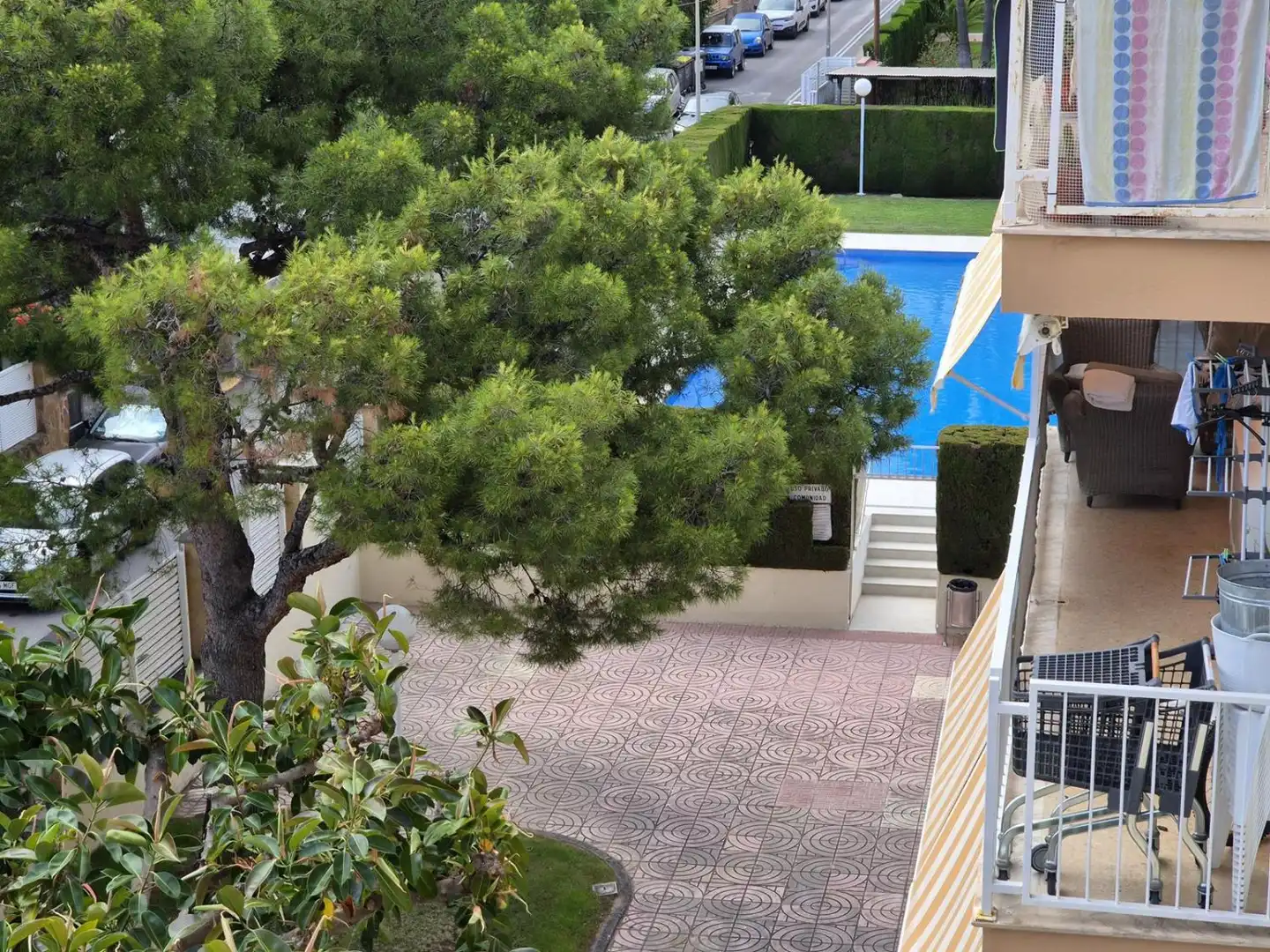 Piscina de Apartamento de alquiler en Benicasim / Benicàssim con Terraza y Amueblado