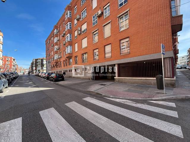 Garaje en Venta en de Salas Barbadillo en Pueblo Nuevo