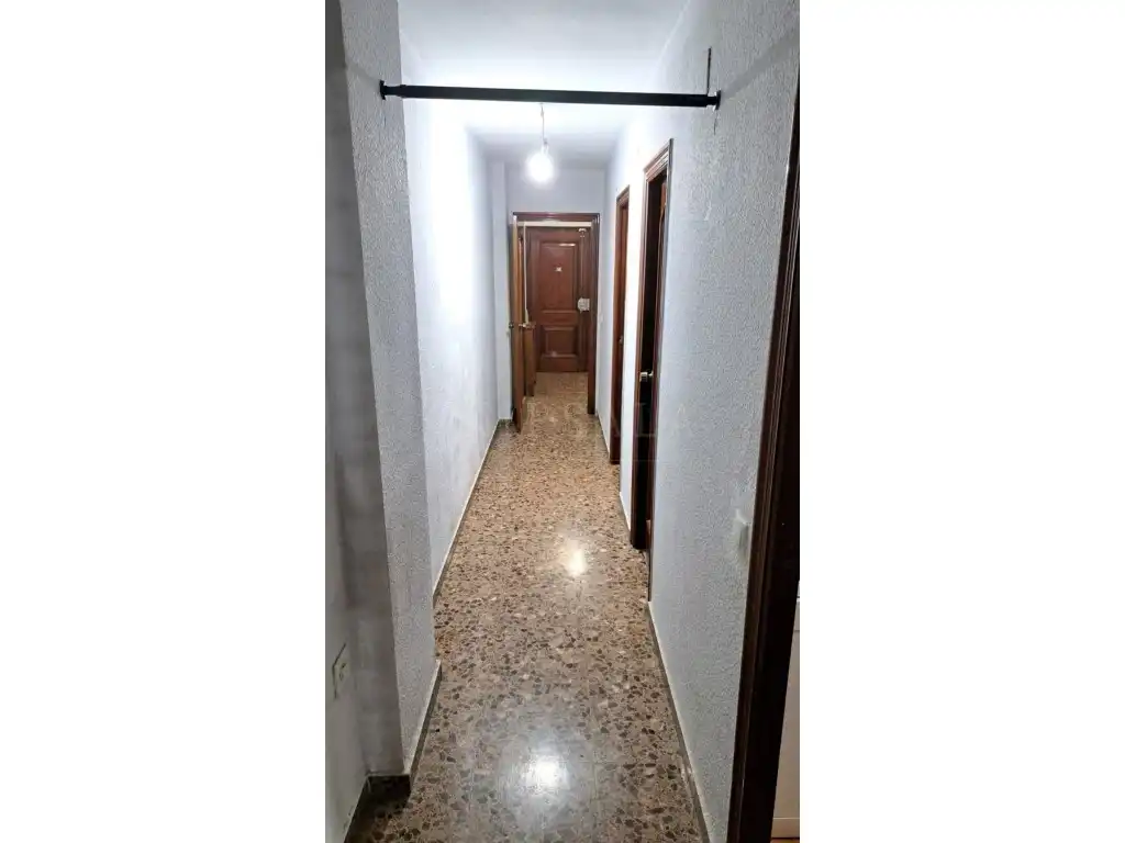 Flat for sale in Valencia  with Air Conditioner and Terrace