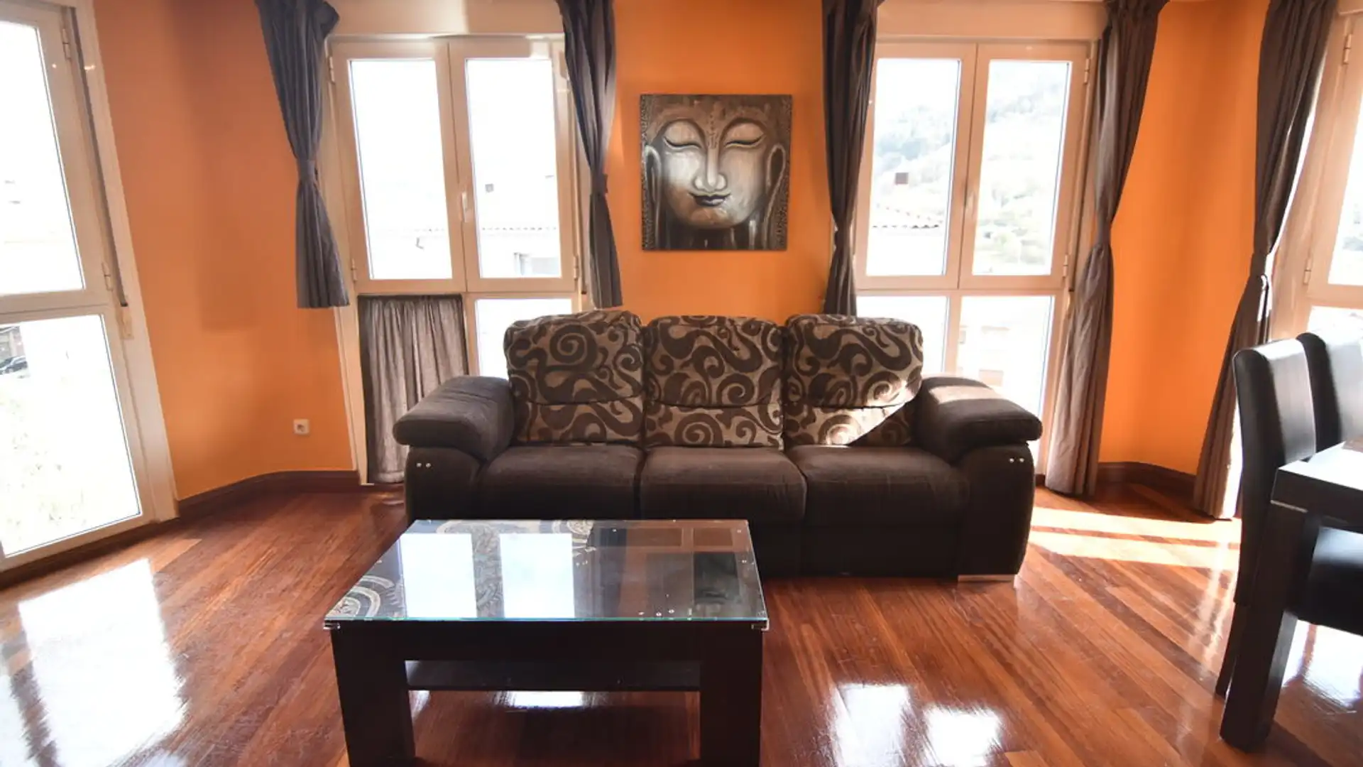 Sala de estar de Dúplex en venta en Eibar con Calefacción y Amueblado