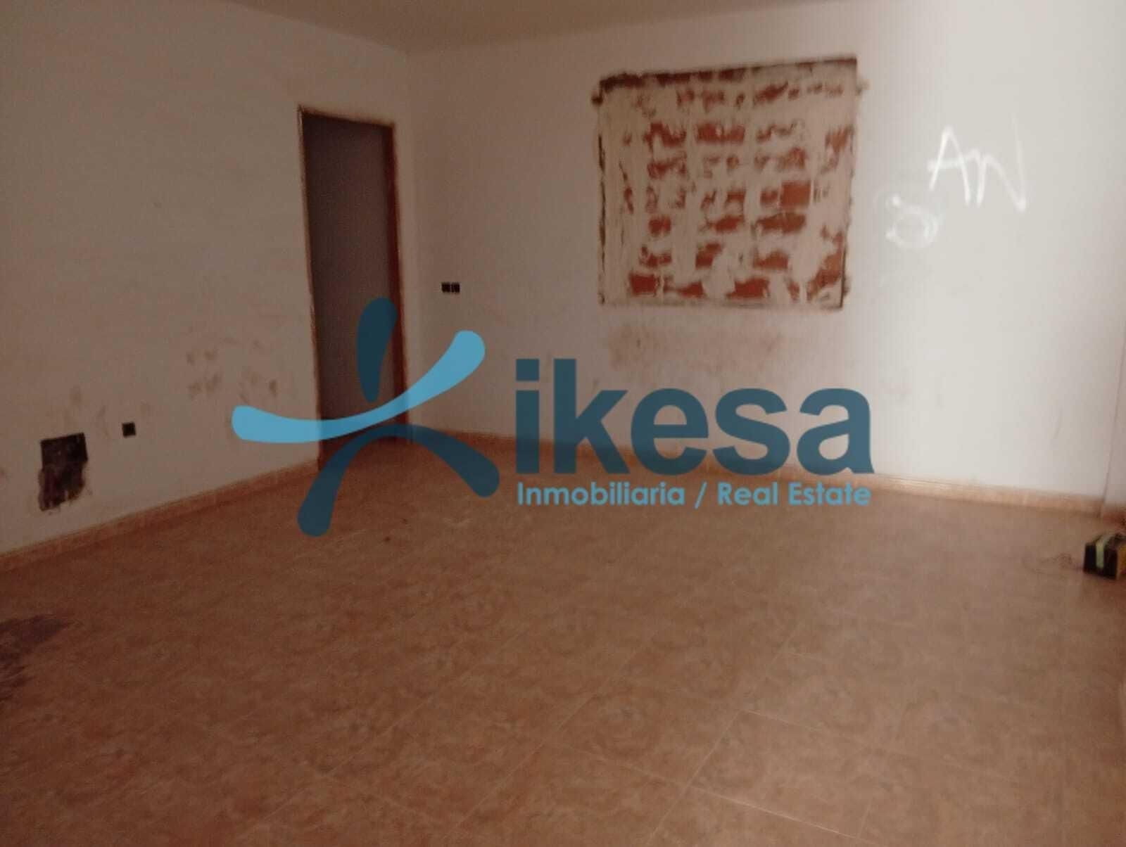Flat for sale in Adra