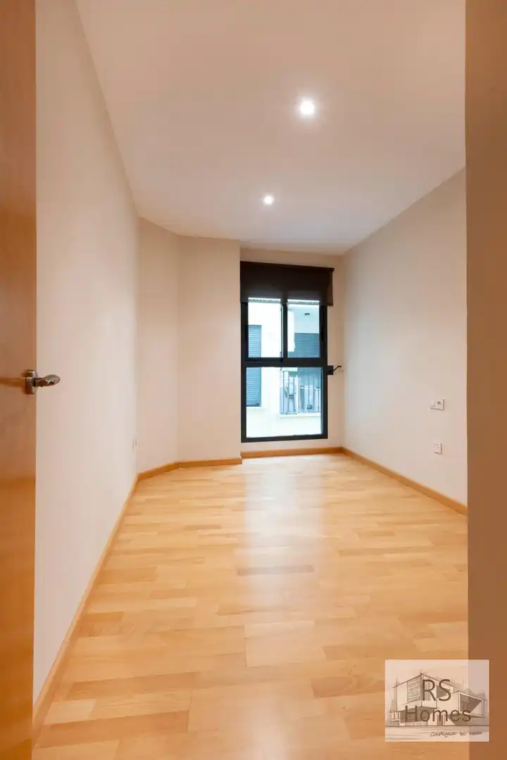 Habitación de Piso en venta en Benaguasil con Aire acondicionado, Terraza y Balcón