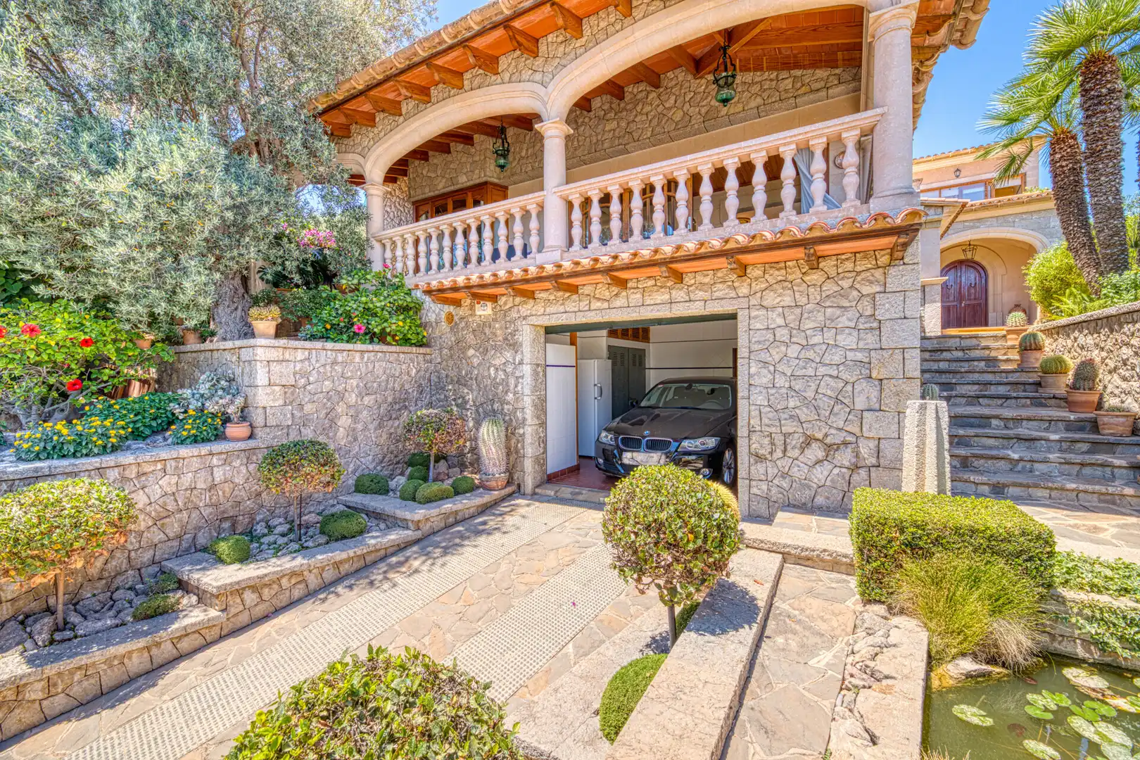 Exterior view of Houses for sale in Calvià  with Private garden