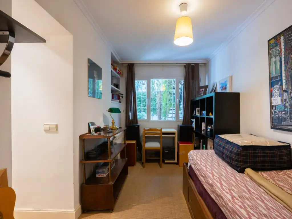 Habitación de Casa o chalet en venta en Madrid con Balcón