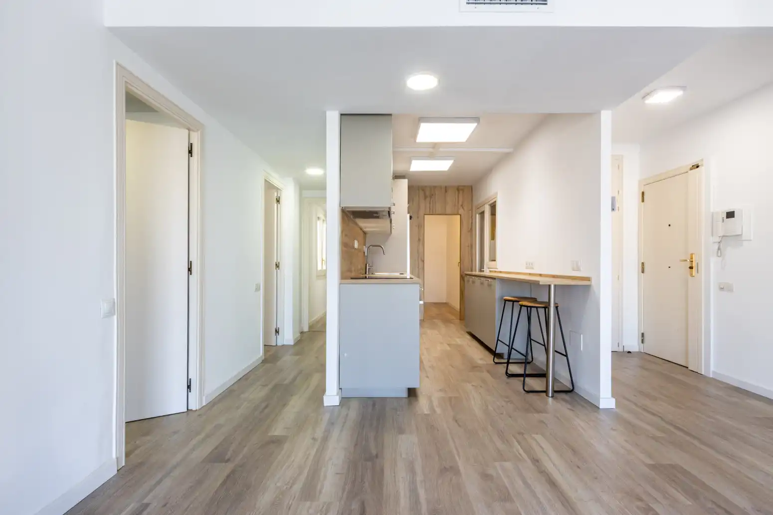 Wohnung zum Verkauf in Terrassa mit Heizung, Parkett und Balkon