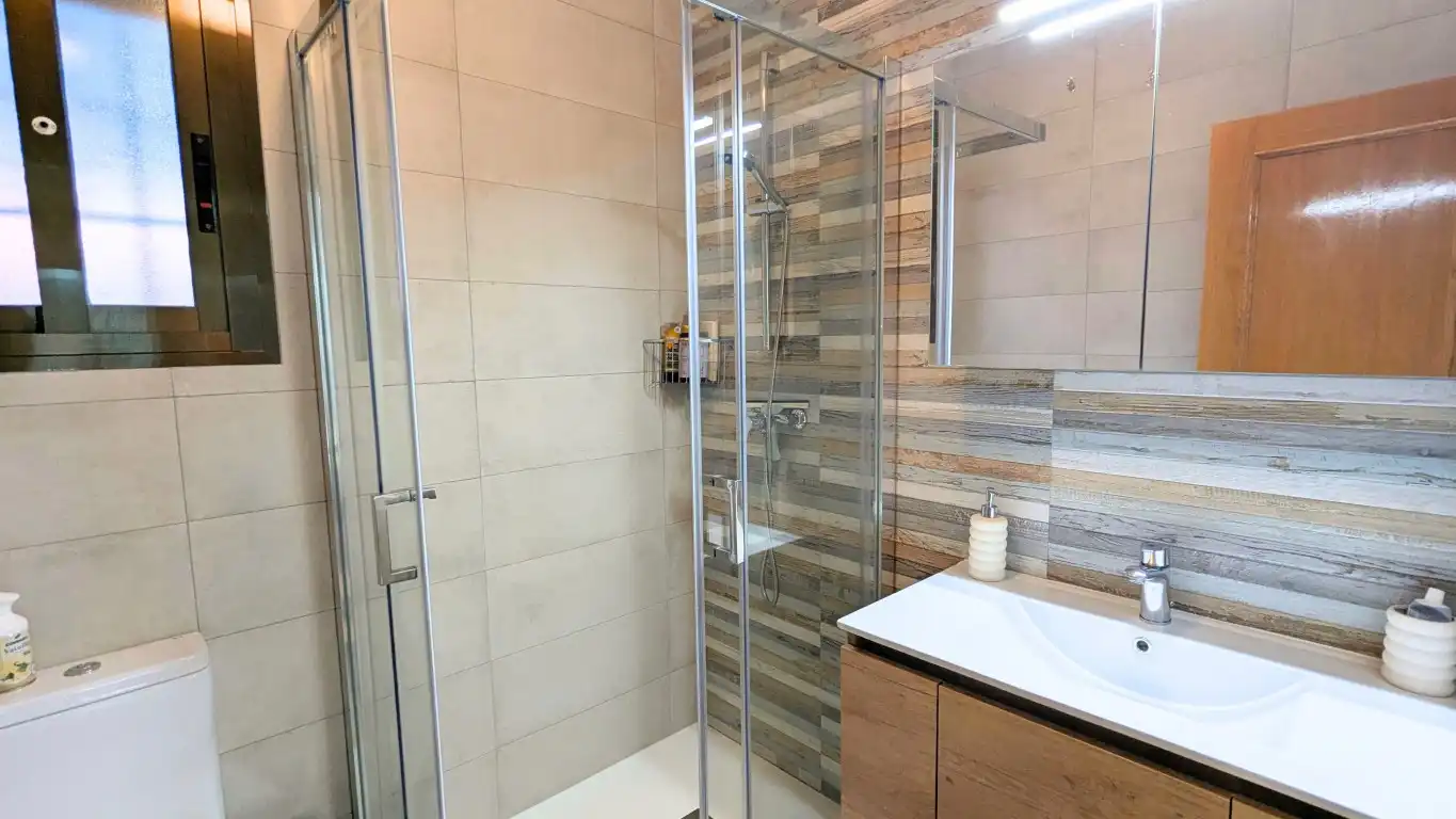 Baño de Casa o chalet en venta en Bigastro con Microondas y Balcón