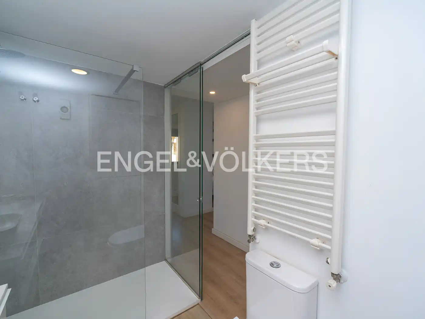 Bathroom of Attic for rent in Alicante / Alacant  with Air Conditioner, Heating and Terrace