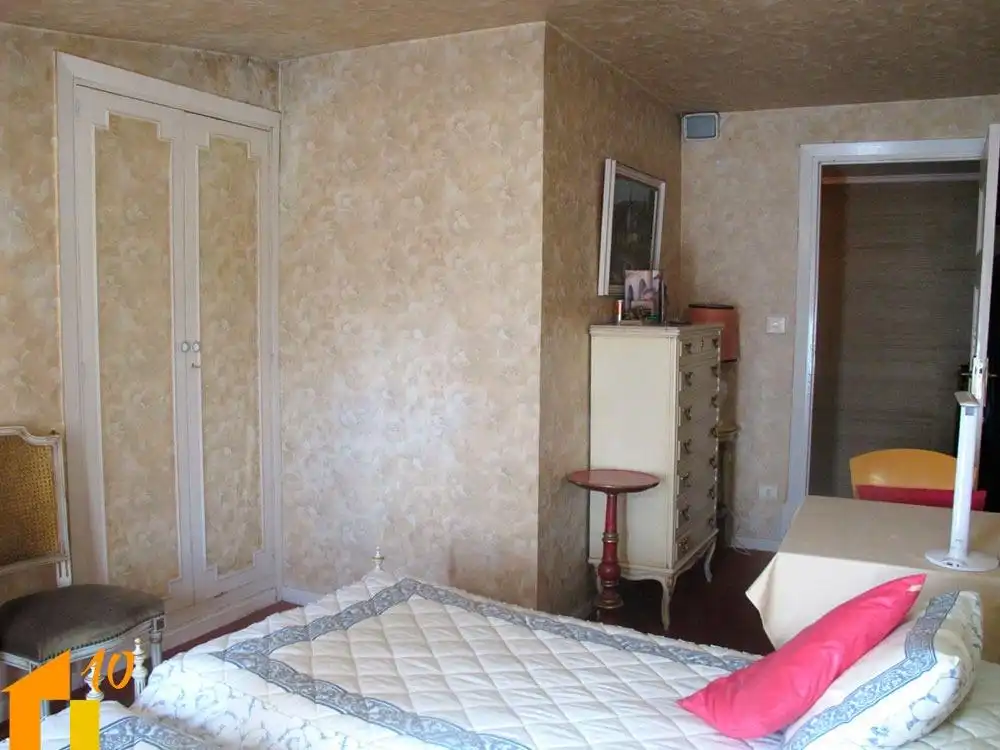 Habitación de Casa o chalet en venta en Burgos con Calefacción, Jardín privado y Trastero