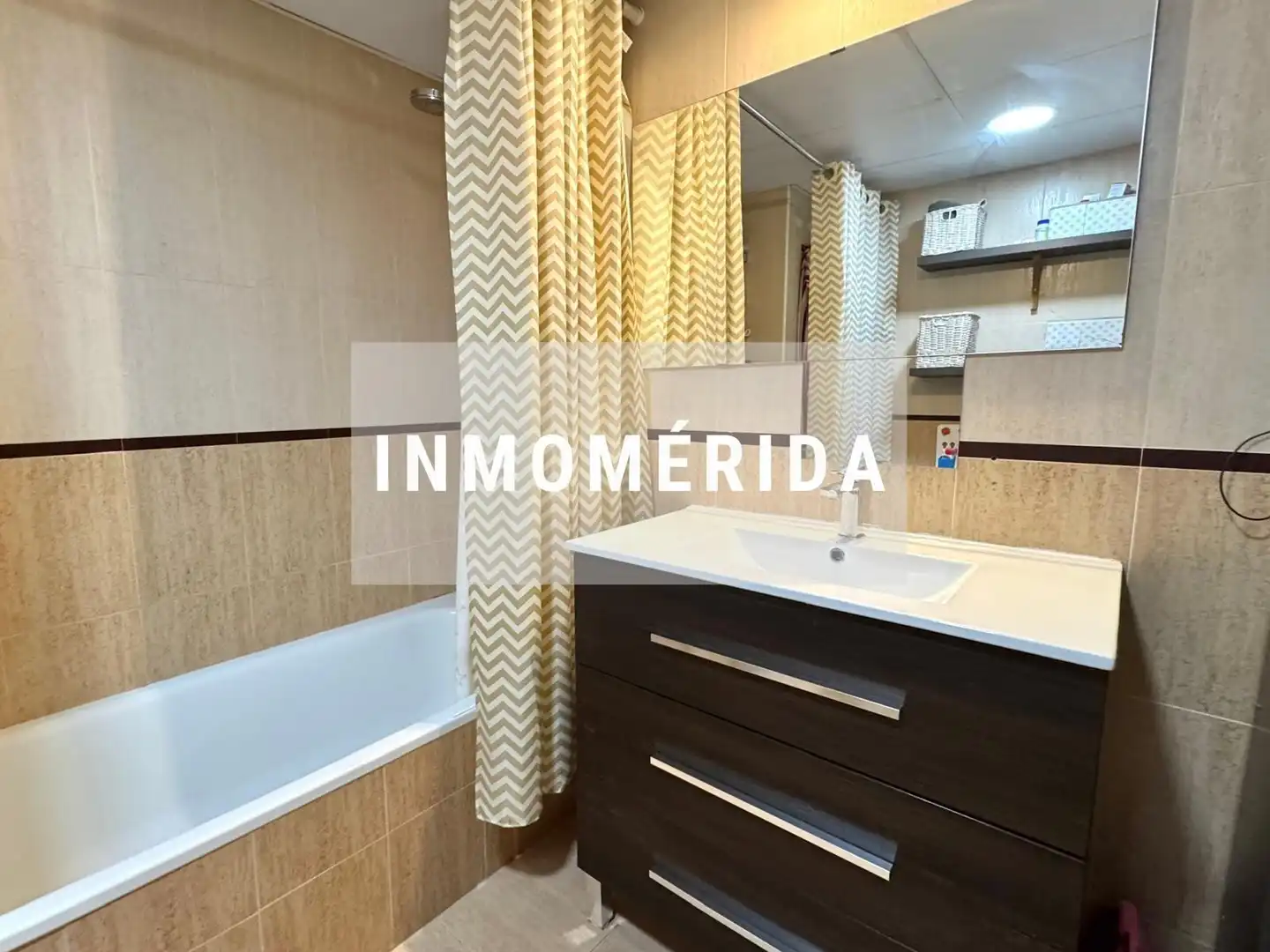 Baño de Casa adosada en venta en Mérida con Aire acondicionado, Calefacción y Jardín privado