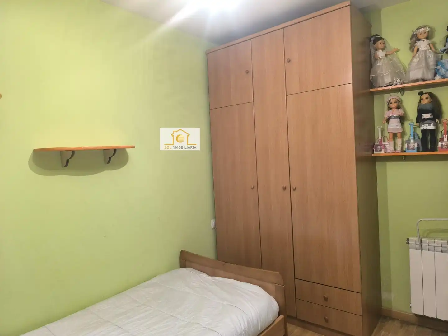 Dormitori de Pis en venda en Ponferrada amb Calefacció, Parquet i Traster