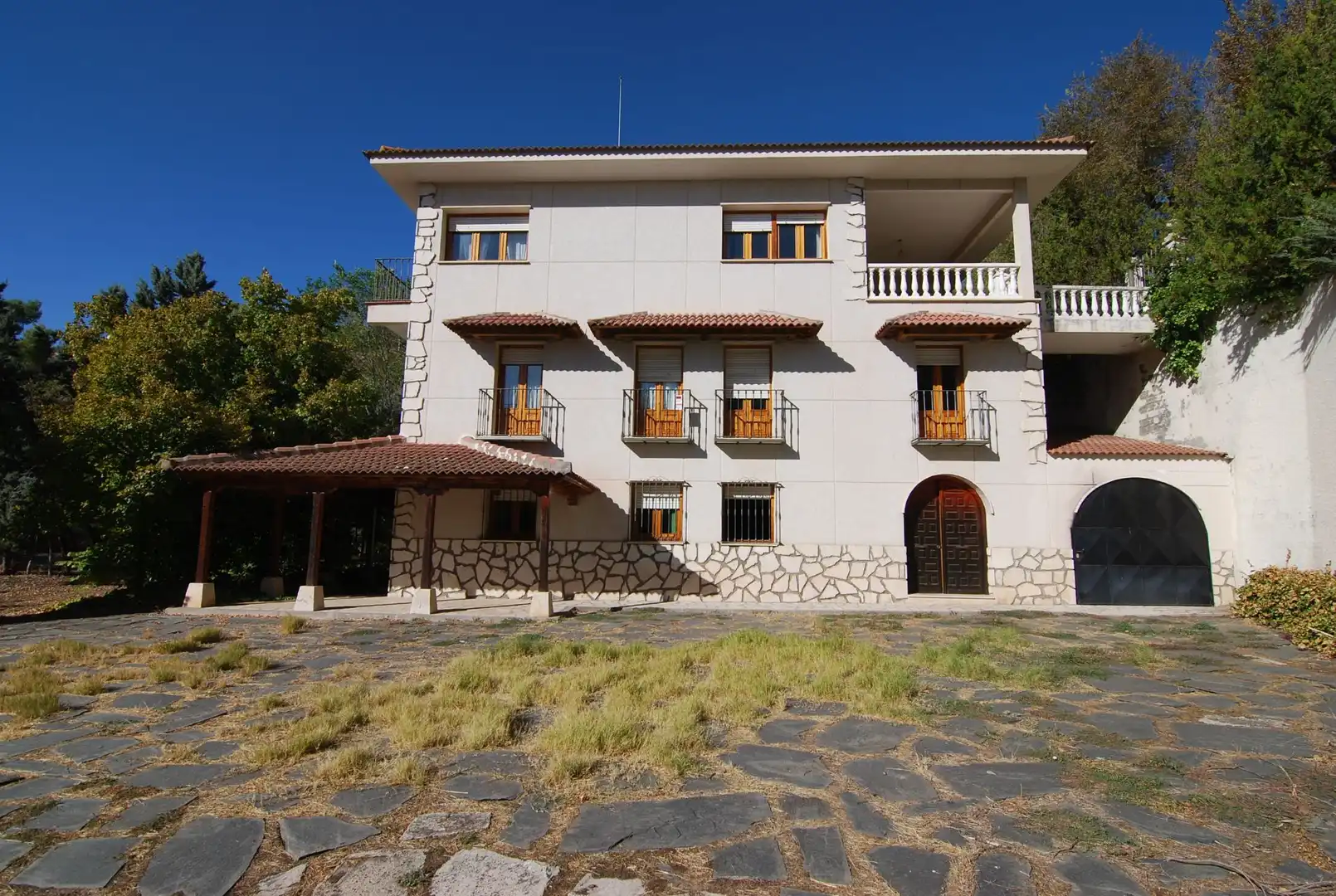 Exterior view of Houses for sale in Chinchón  with Air Conditioner and Heating