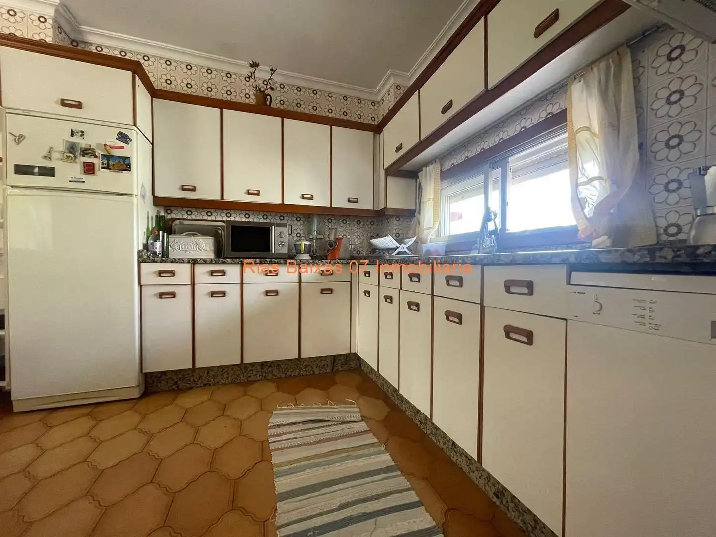 Houses for sale in Mos