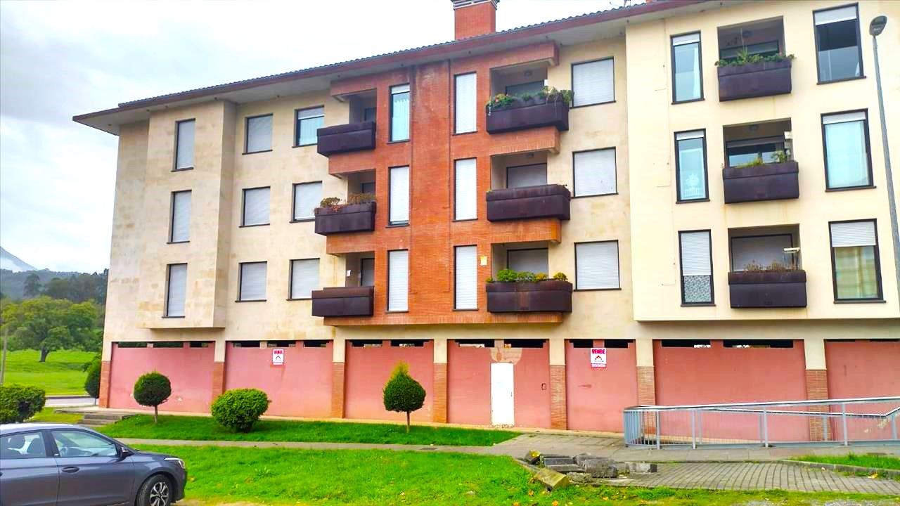Garatge en venda a PICU FONTANIELLES, Colunga