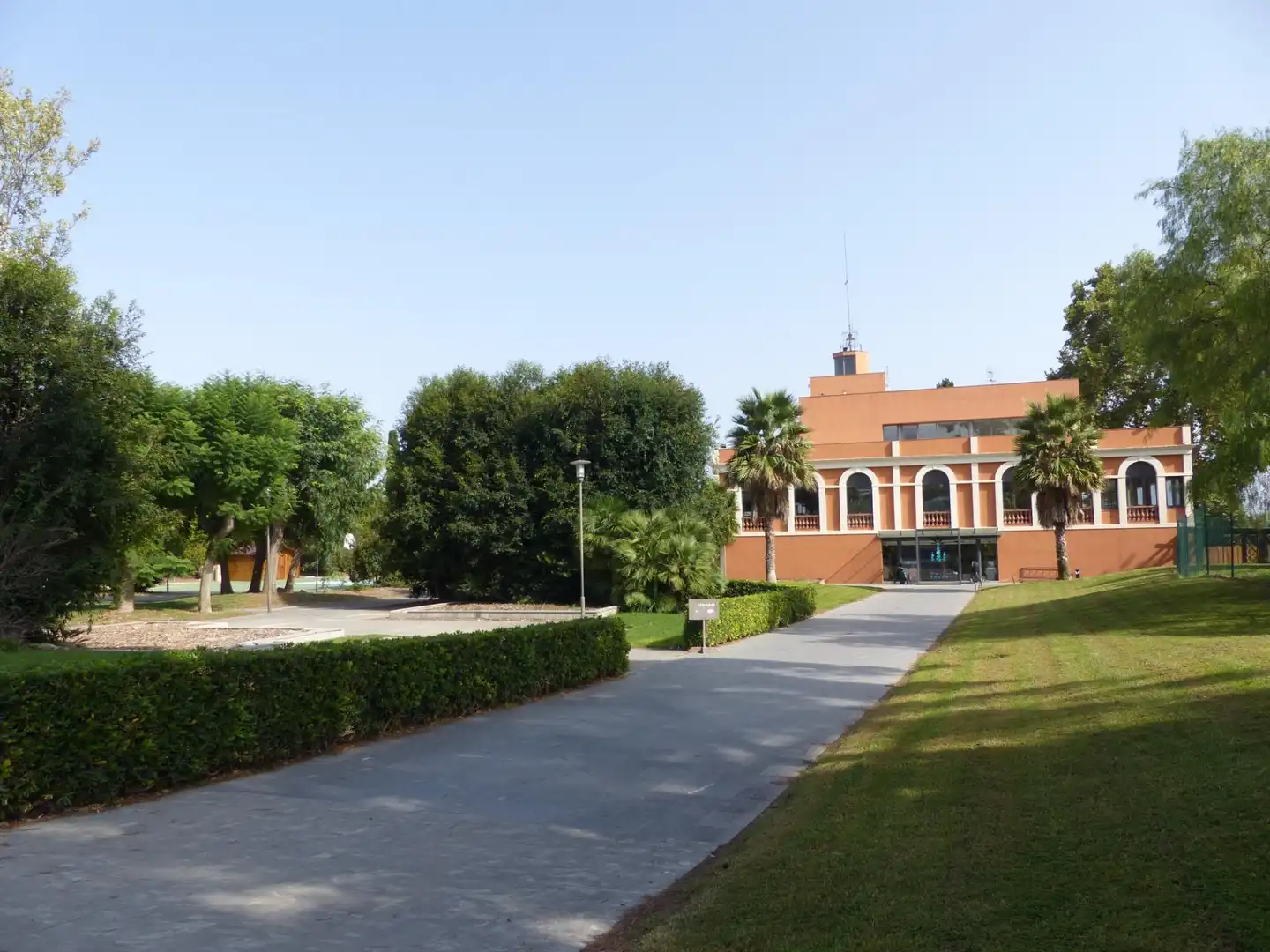 Außenansicht von Residential zum Verkauf in Reus