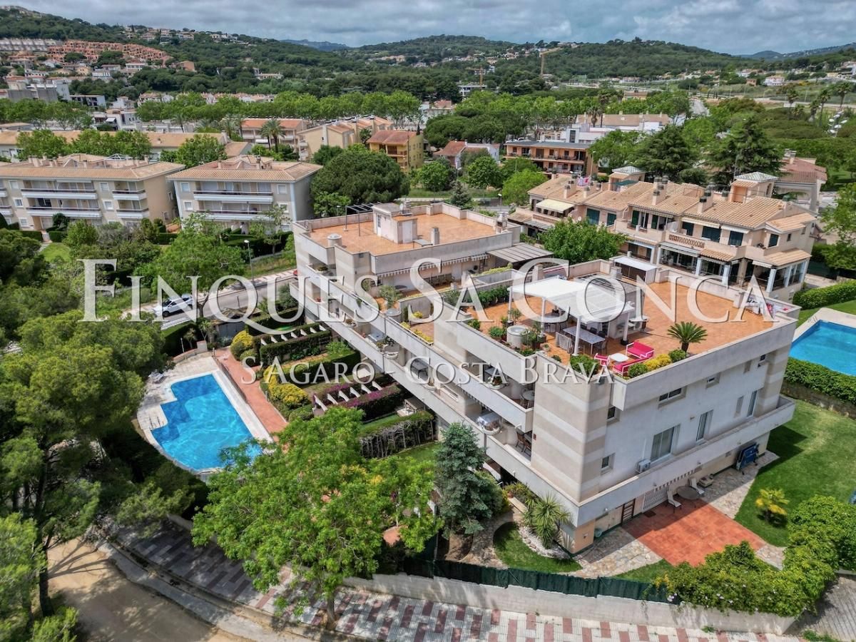 Exterior view of Apartment for sale in Castell-Platja d'Aro  with Air Conditioner, Heating and Terrace