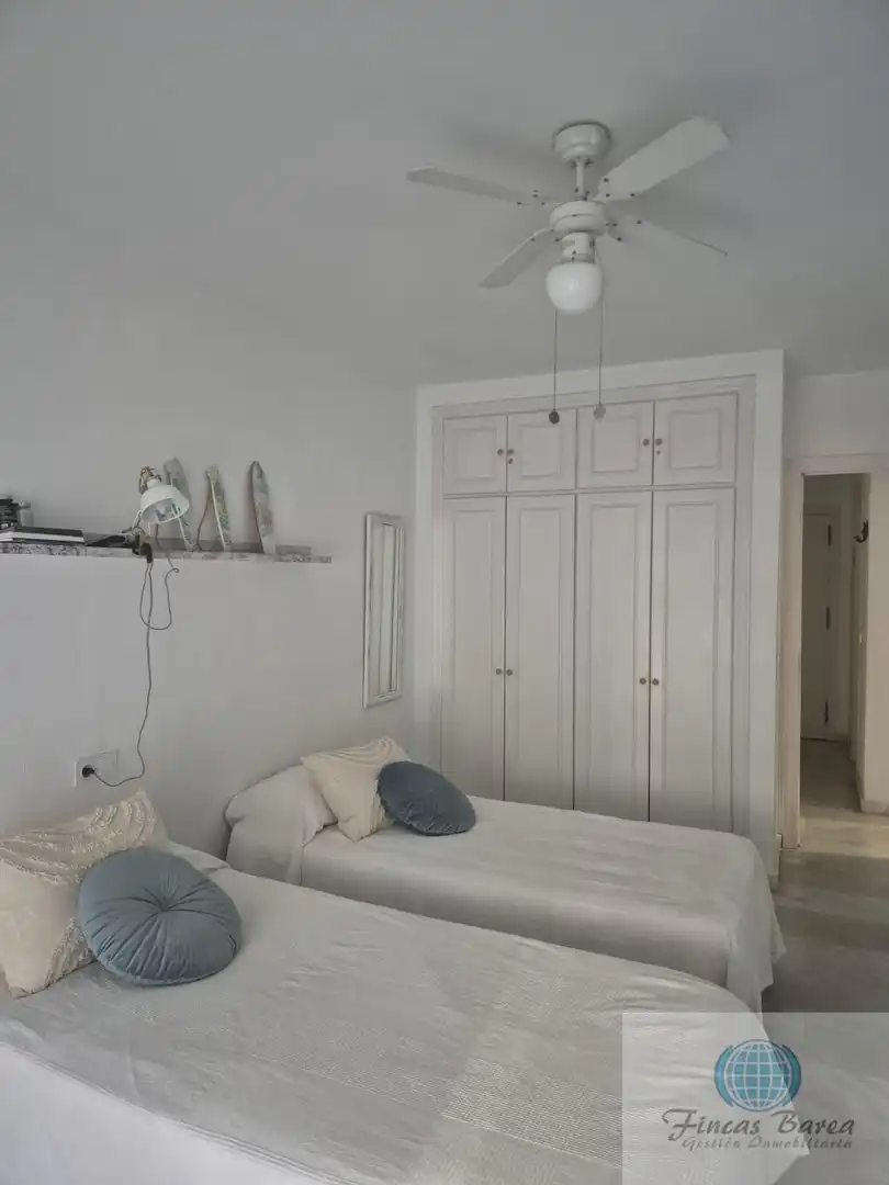 Schlafzimmer von Wohnung zum Verkauf in Fuengirola mit Klimaanlage und Terrasse