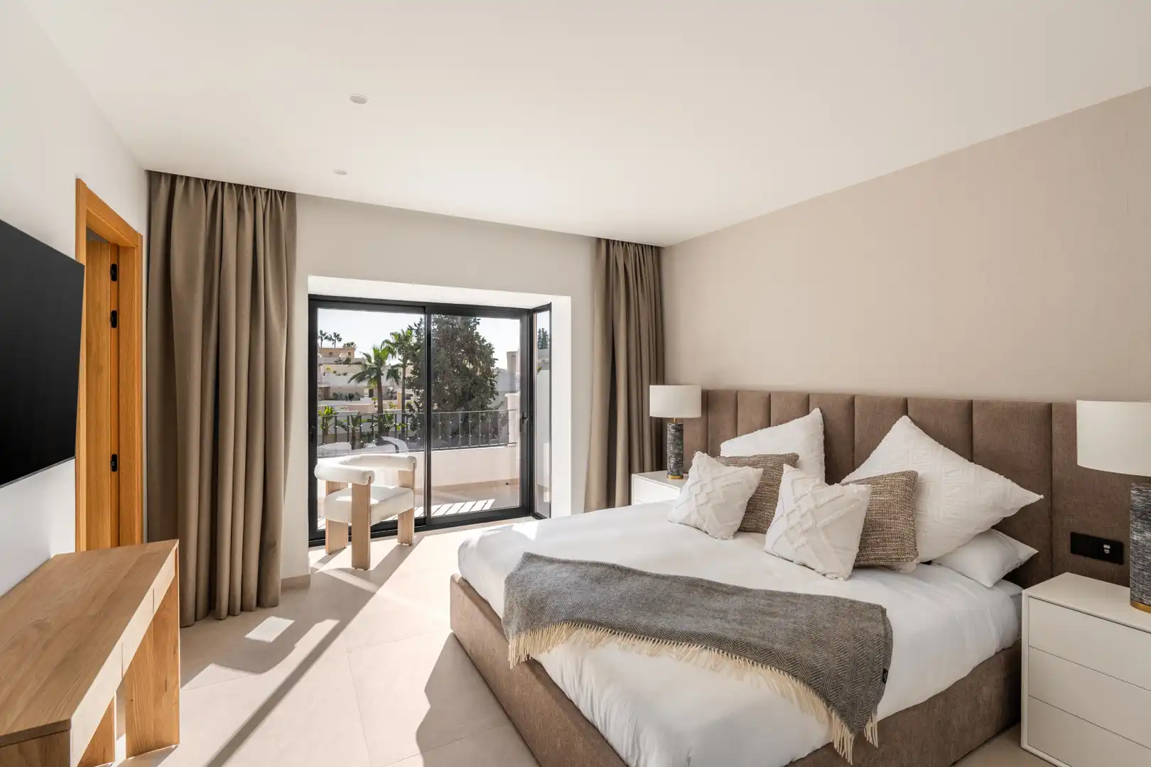 Penthouse with pool for sale in Marbella Centro, imagen 8