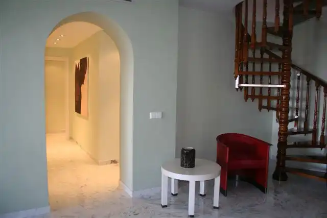Ático con piscina en venta en Nueva Andalucía, imagen 9