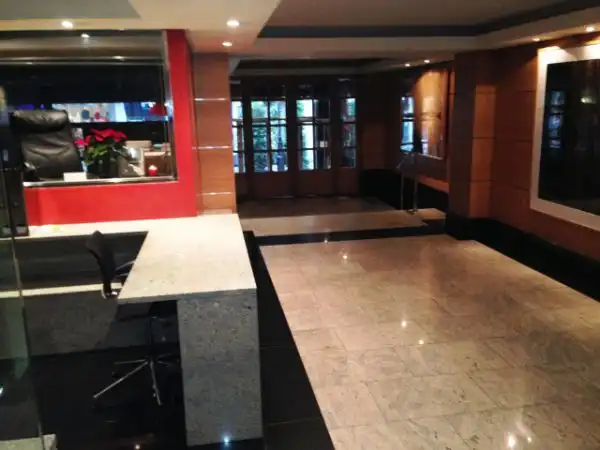 Office space with lift to rent in Calle de Santiago, imagen 3