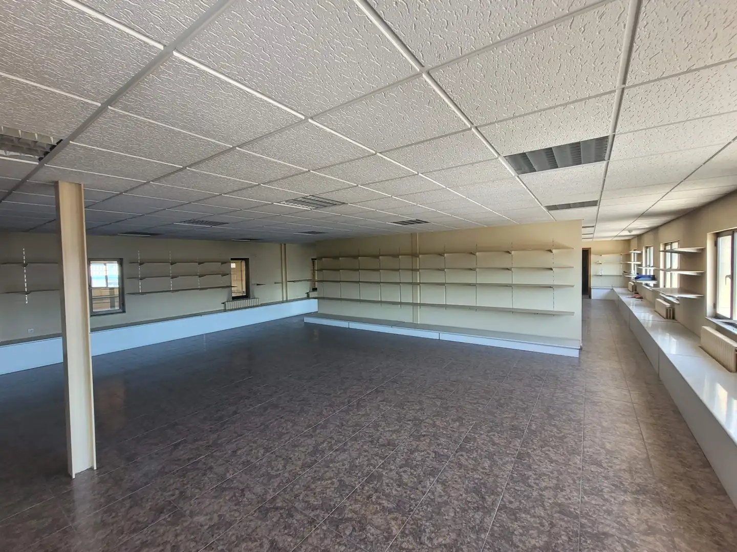 Industrial buildings for sale in Llanera  with Heating