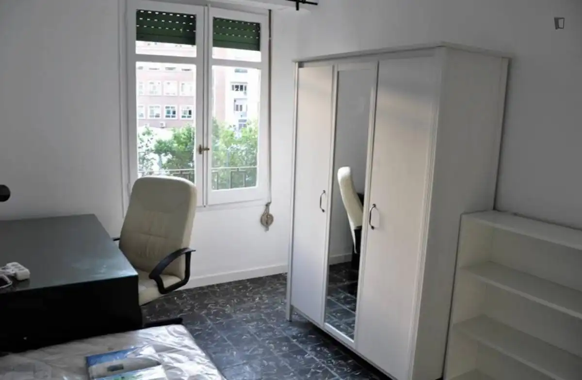 Room in Albal, Valencia