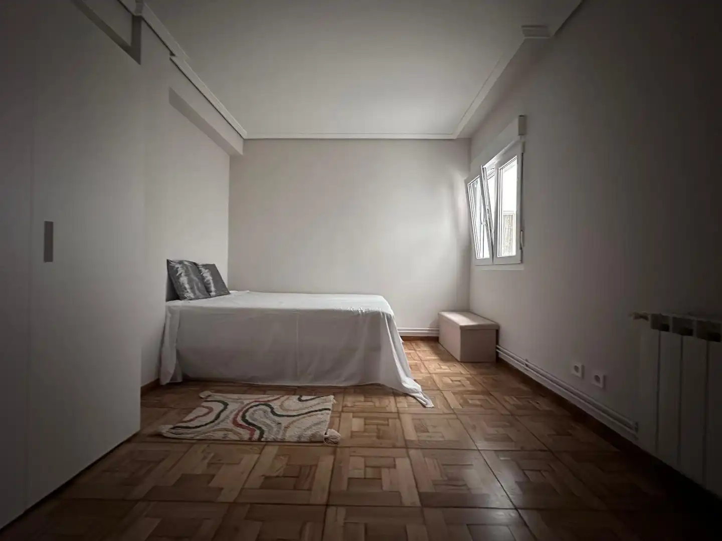 Habitación de Piso de alquiler en Santander con Calefacción y Amueblado