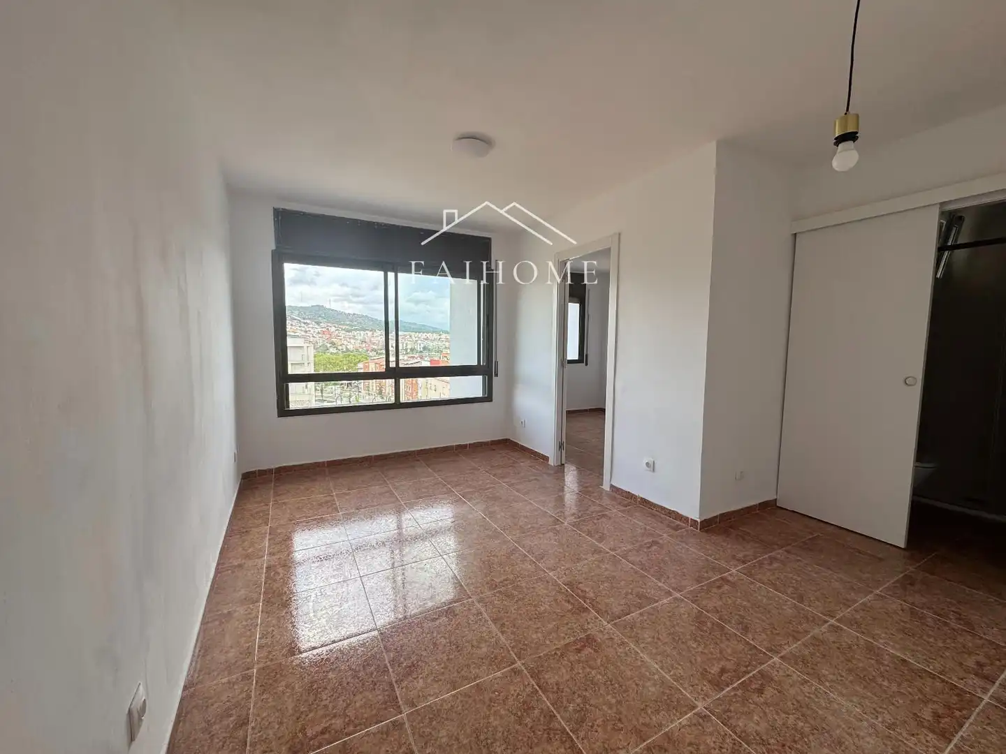 Bedroom of Attic for sale in Barcelona  with Heating, Parquet flooring and Oven