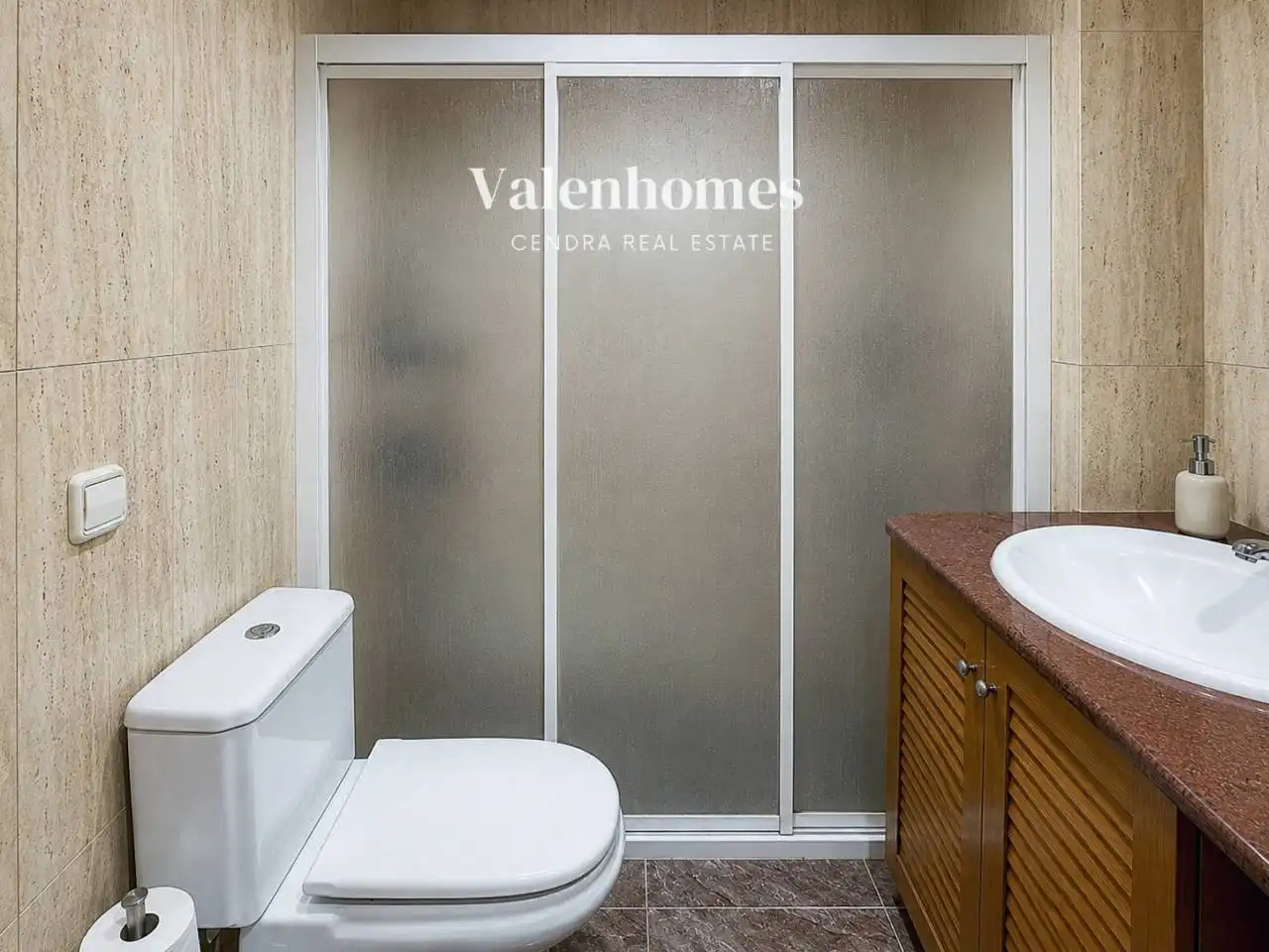 Baño de Piso en venta en Palafolls con Aire acondicionado, Calefacción y Terraza