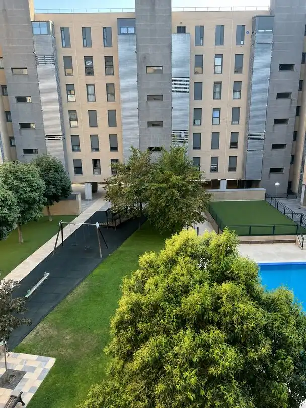 Exterior view of Flat for rent in Madrid  with Air Conditioner, Heating and Private garden