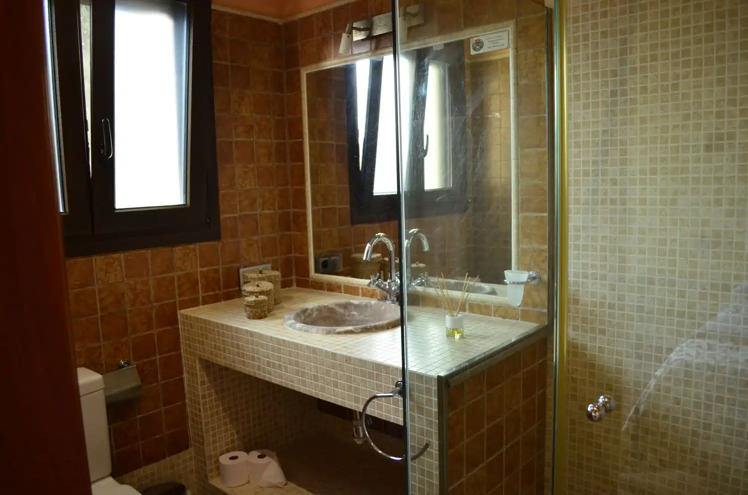Bathroom of Houses for sale in Arcos de la Frontera  with Terrace