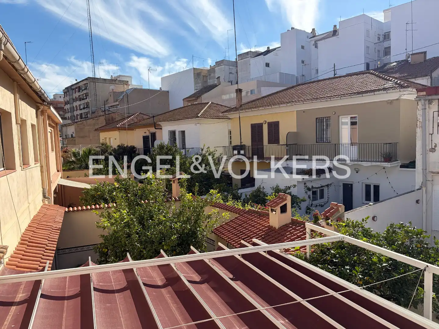 Vista exterior de Casa o xalet de lloguer en Valencia amb Aire condicionat, Calefacció i Terrassa