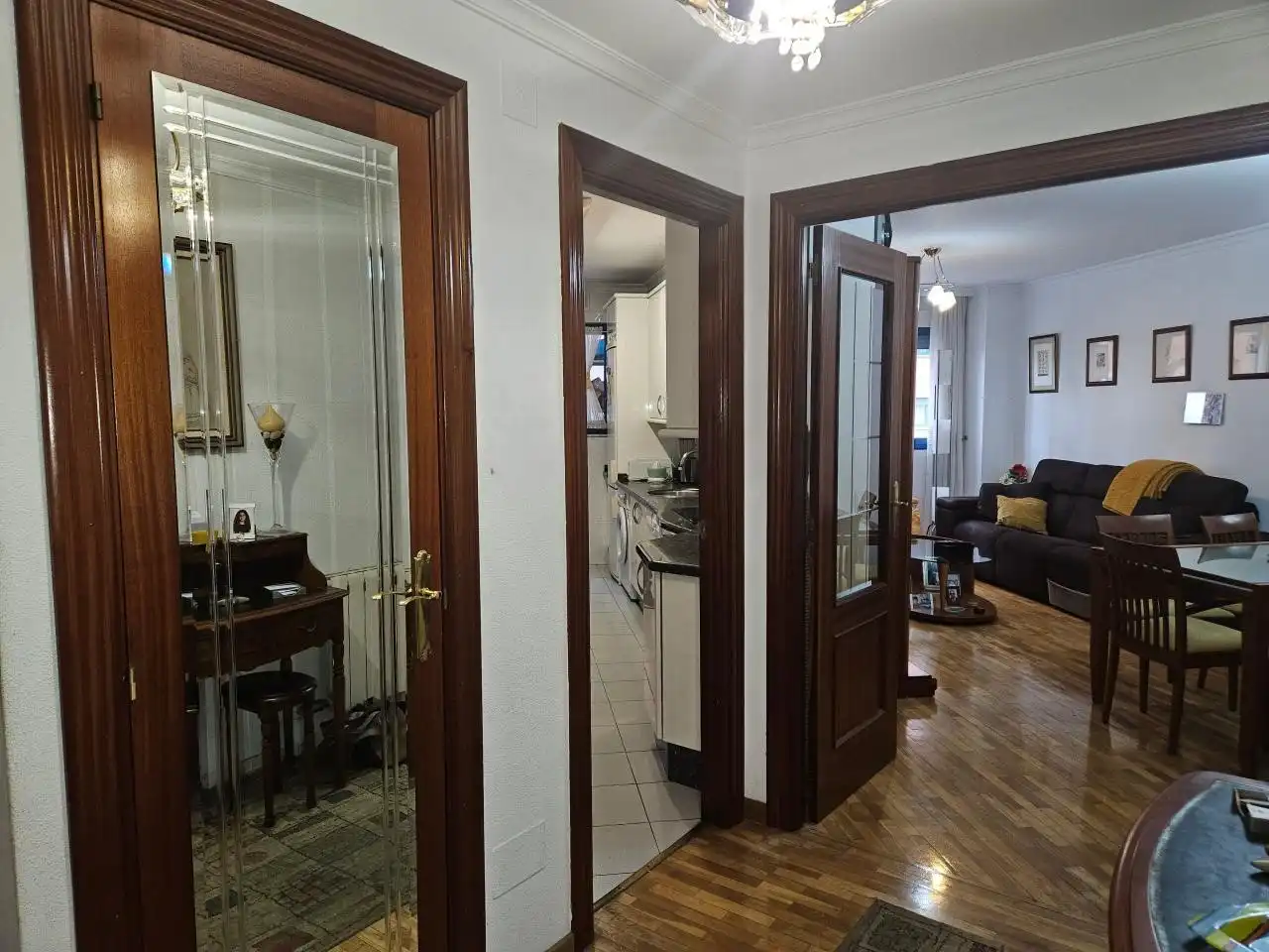 Piso en venta en León Capital  con Calefacción, Trastero y Amueblado