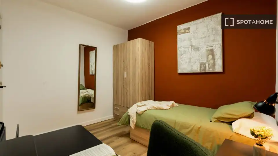 Habitación de Piso para compartir en Sabadell con Aire acondicionado, Calefacción y Amueblado