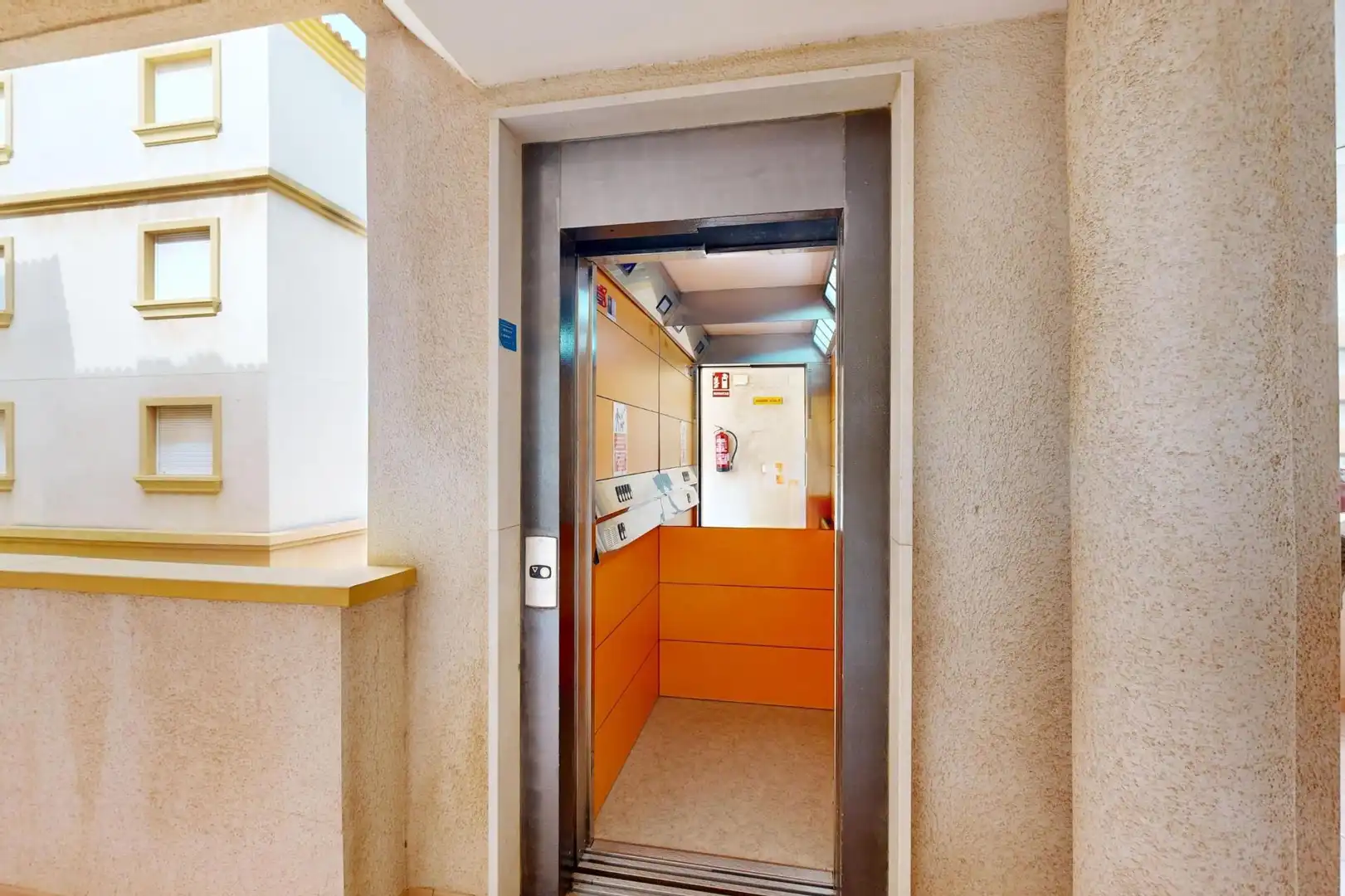 Apartamento en venta en Cartagena con Aire acondicionado, Calefacción y Jardín privado