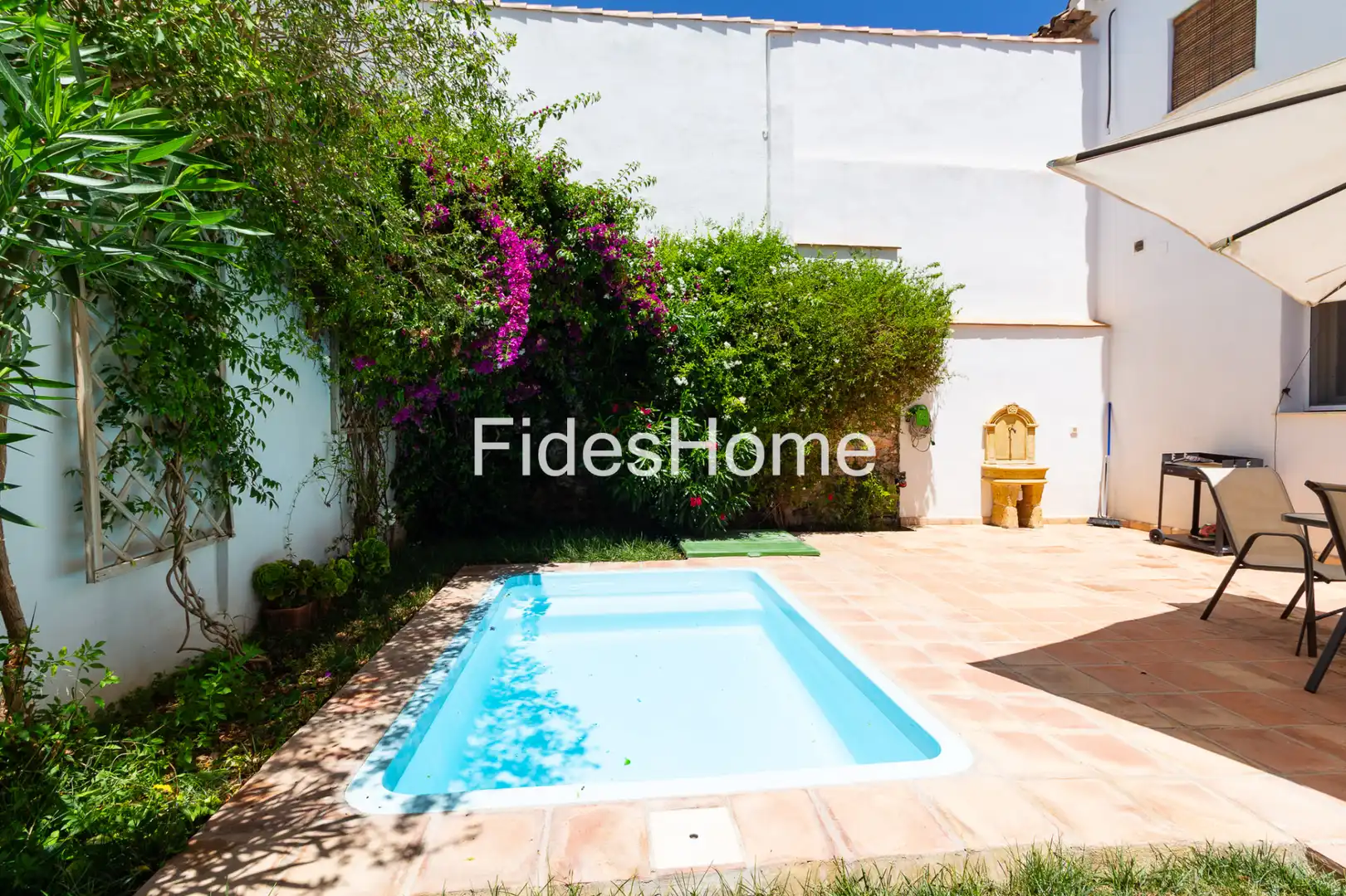 Piscina de Finca rústica en venda en Dúrcal amb Aire condicionat, Calefacció i Jardí privat