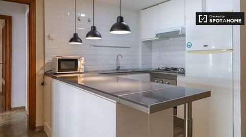Foto 2 de Piso de alquiler en Na Rovella - Hermanos Maristas, Valencia Capital