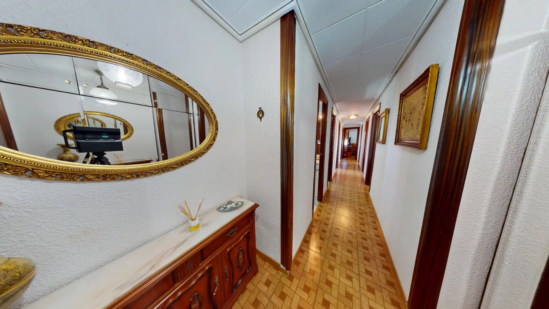 Piso en venta en Alicante / Alacant con Aire acondicionado, Terraza y Amueblado
