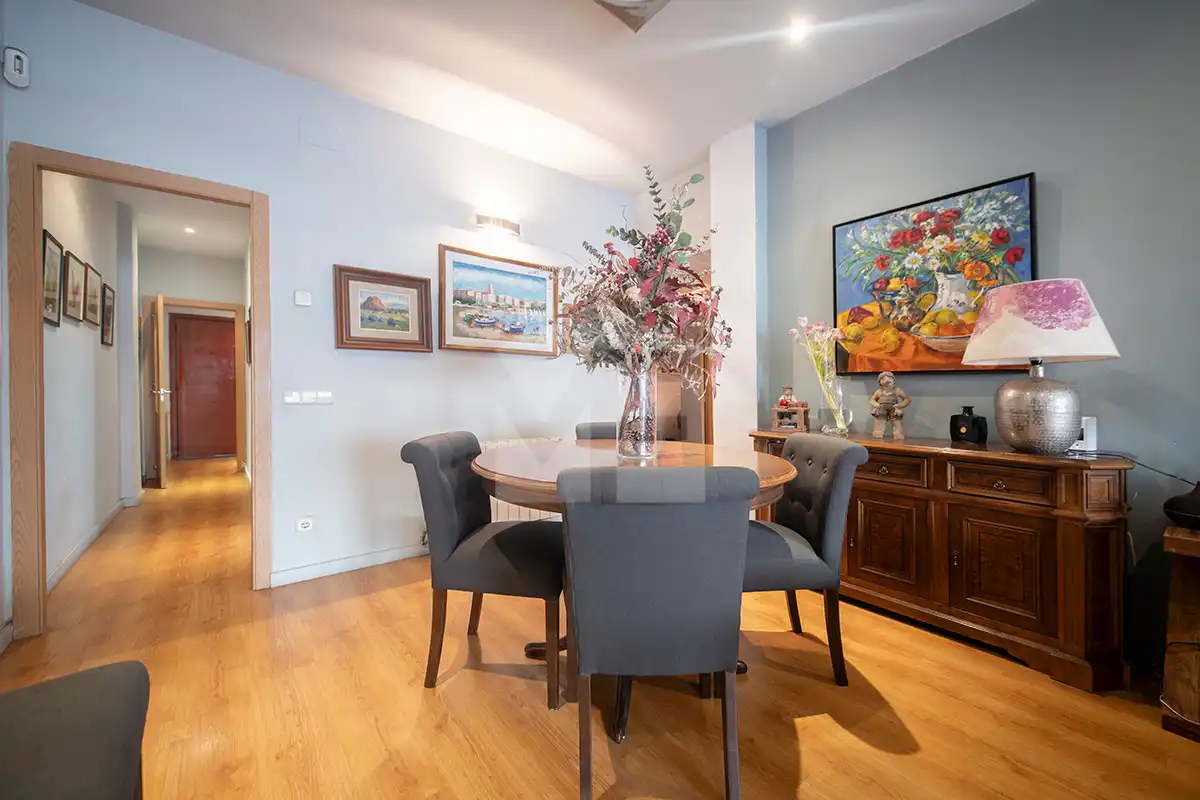 Dining room of Flat for sale in Barcelona  with Air Conditioner and Heating