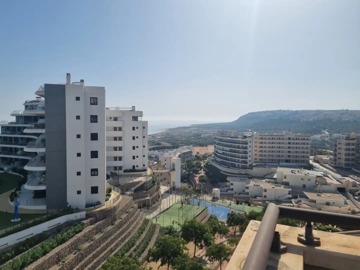 Vista exterior de Ático en venta en Elche / Elx con Aire acondicionado, Terraza y Amueblado