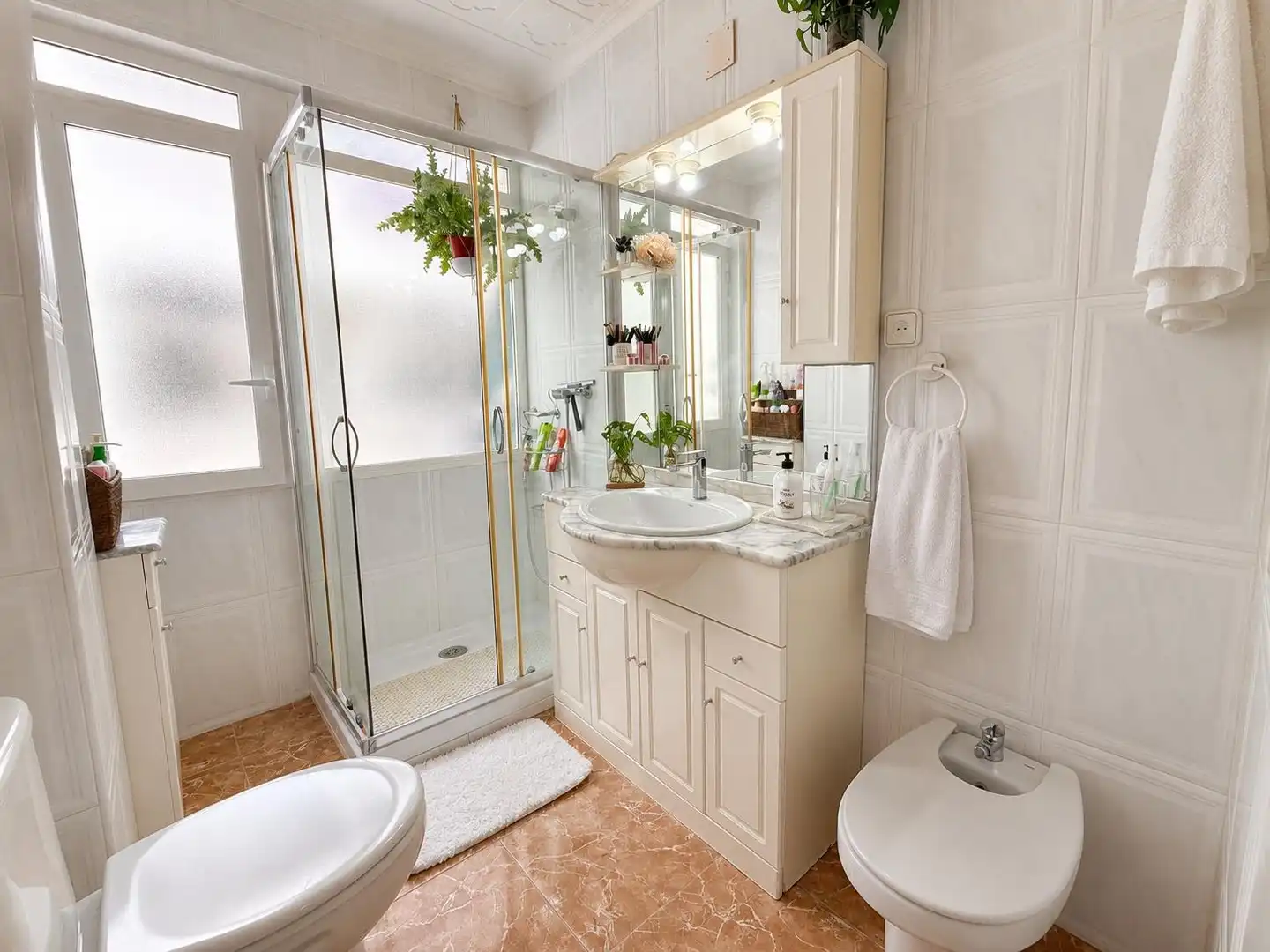 Bathroom of Flat for sale in Alicante / Alacant  with Air Conditioner, Heating and Furnished