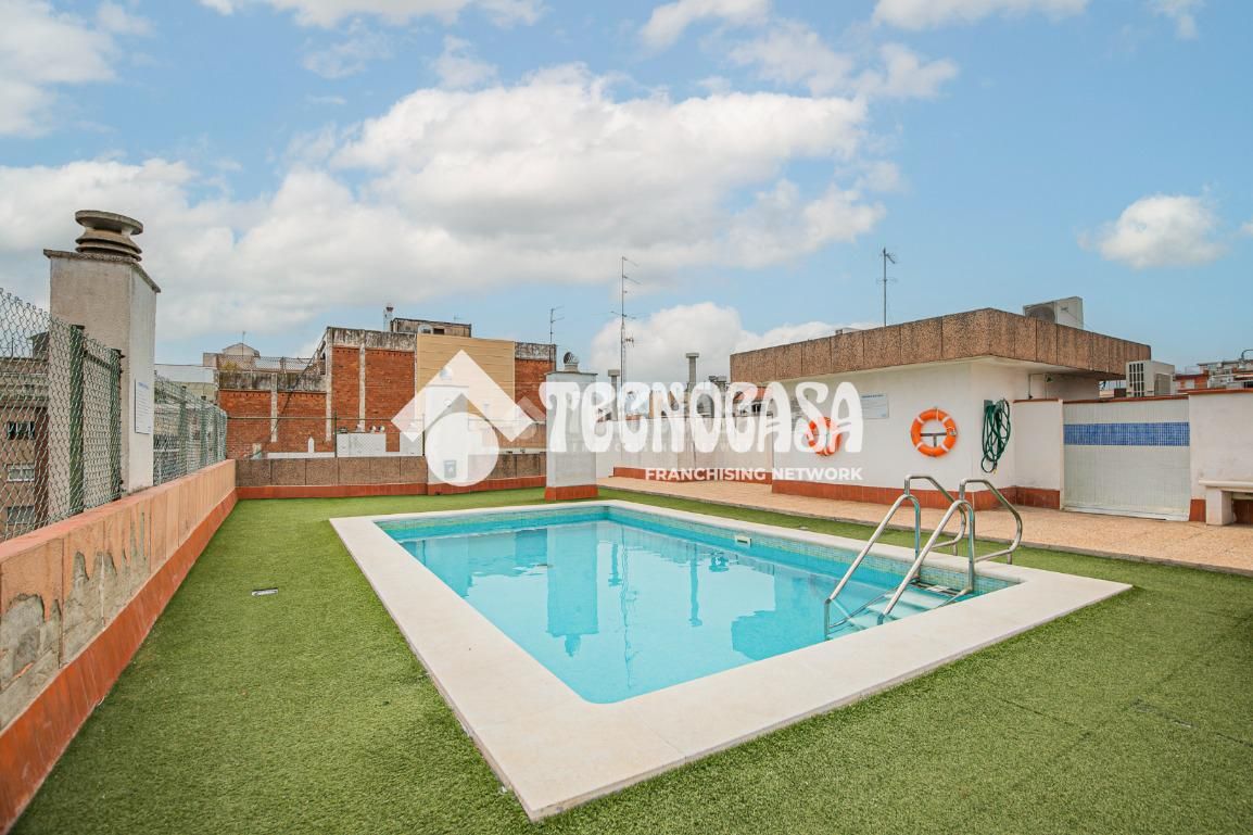Piscina de Pis en venda en  Barcelona Capital amb Aire condicionat, Parquet i Traster