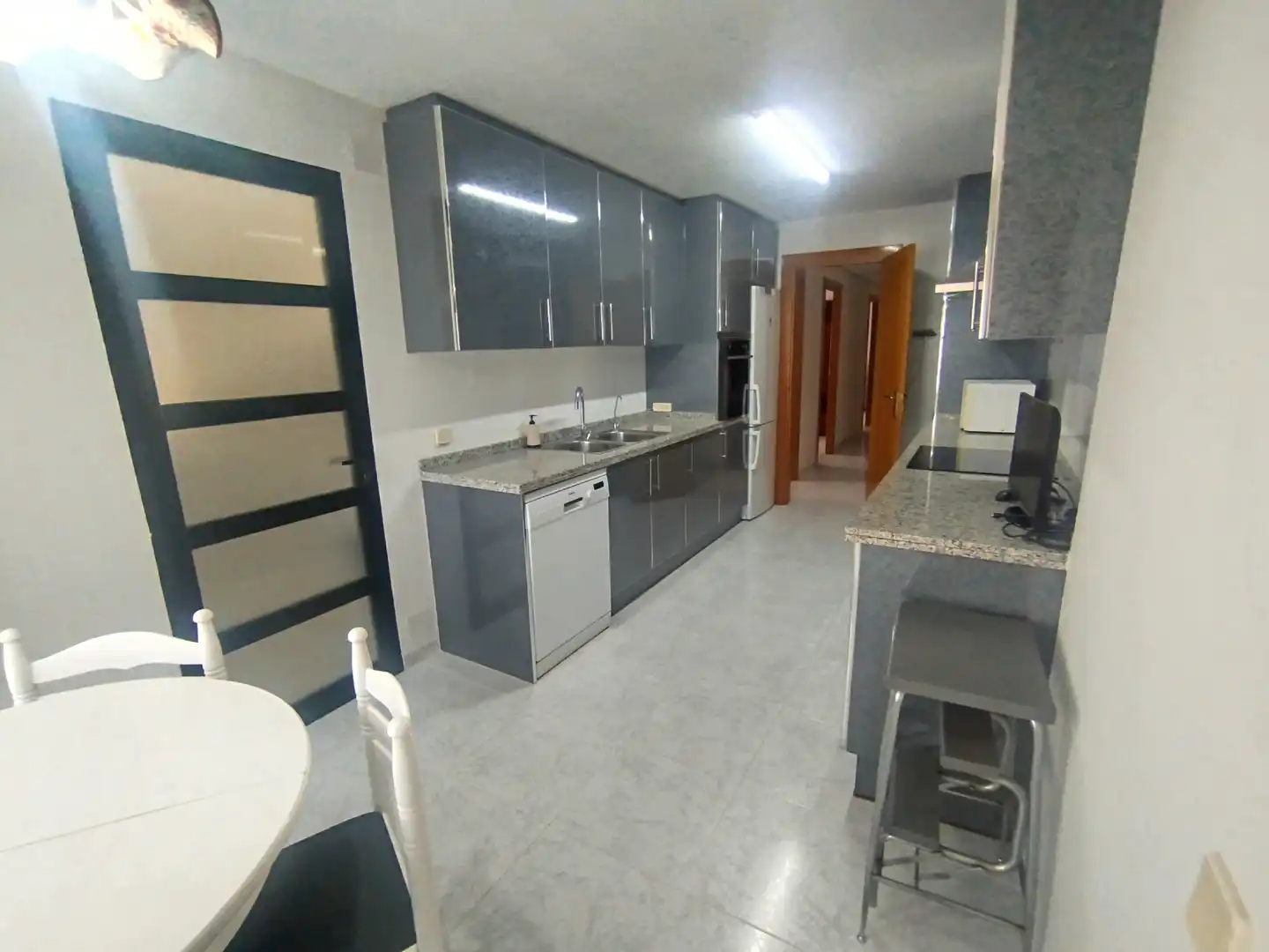 Cuina de Pis de lloguer en Castellón de la Plana / Castelló de la Plana amb Calefacció, Moblat i Forn