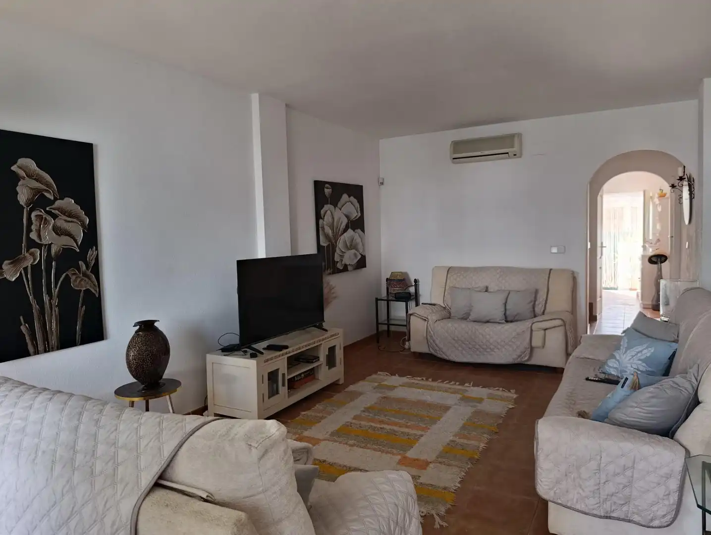 Sala de estar de Casa o chalet en venta en Cuevas del Almanzora con Aire acondicionado, Calefacción y Jardín privado