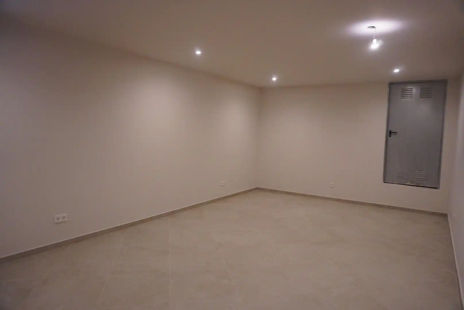 Villa mit Pool zum Verkauf in Marisol Park - Ortembach - Los Almendros, imagen 25